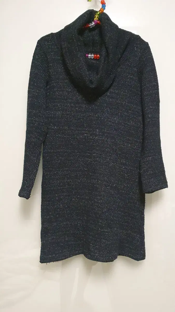 Long Turtleneck Knit