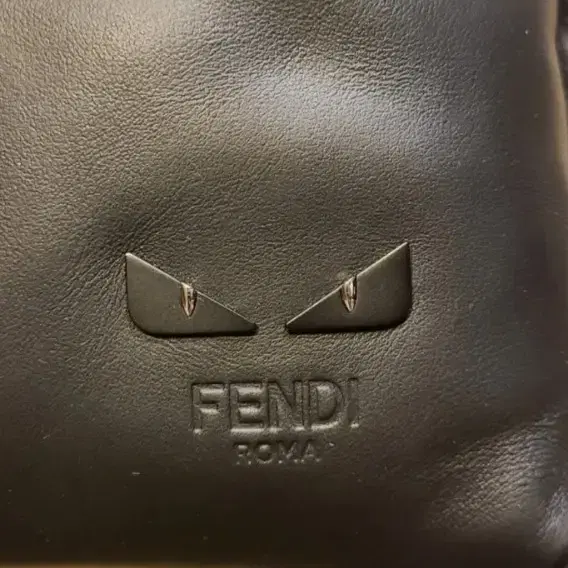 새상품 펜디(FENDI) 백팩