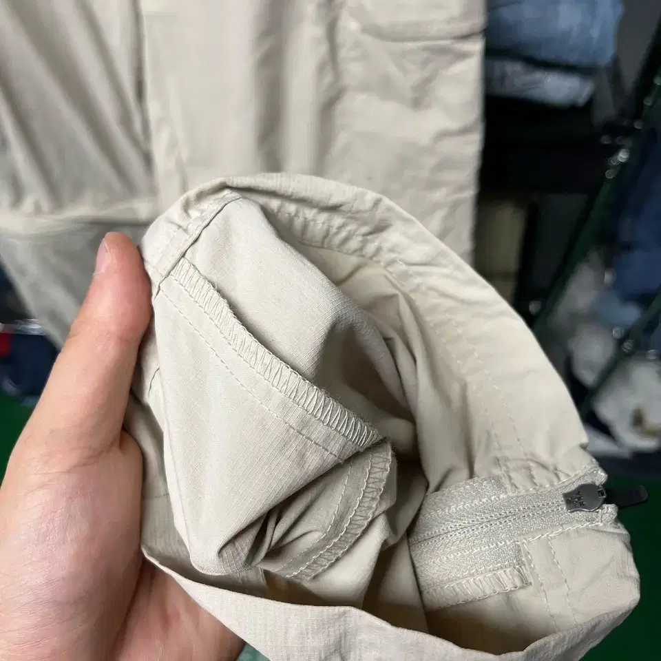 33~35) COLUMBIA CARGO 2IN1 TRACK PANTS