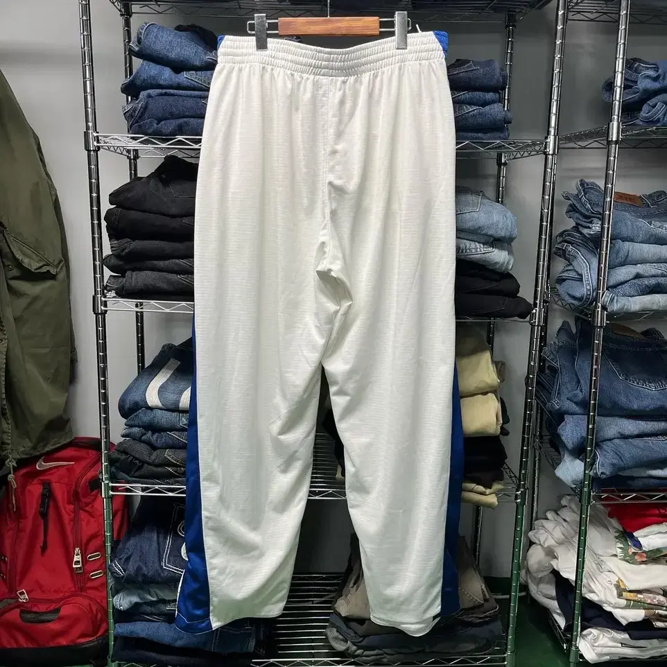 32~40) NIKE SIDE DETAIL TRACK PANTS