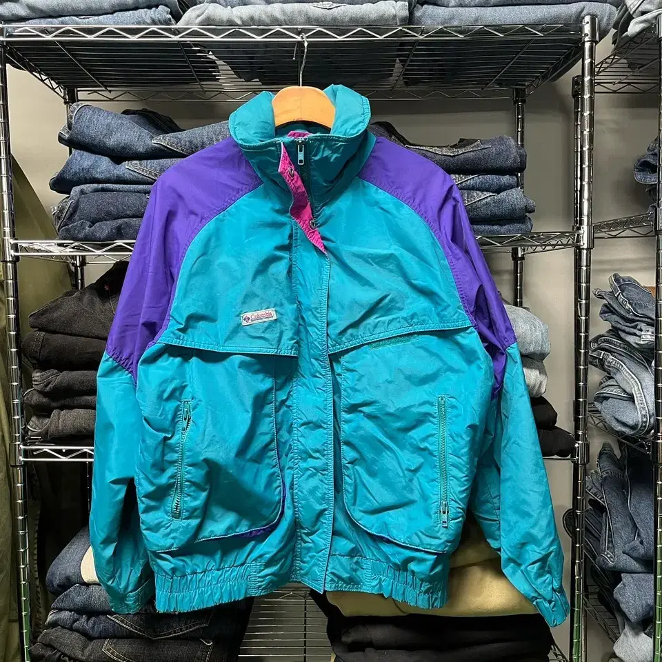 L) OLD COLUMBIA MULTI COLOR JACKET