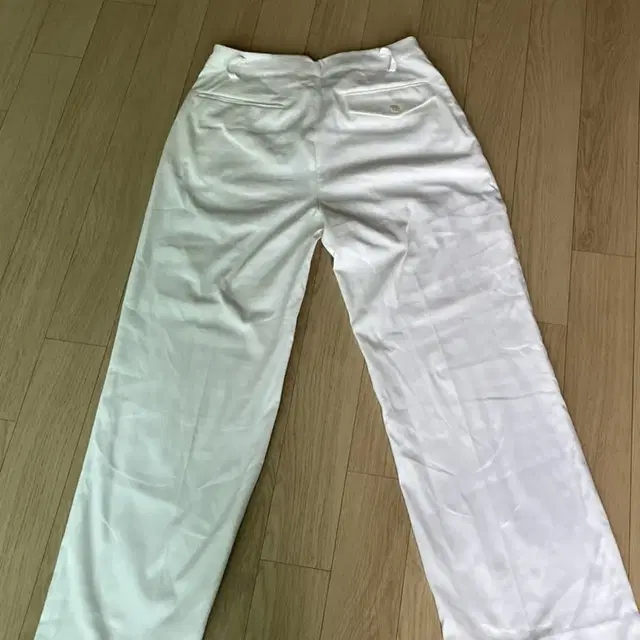 라벨아카이브 wide pocket pants white