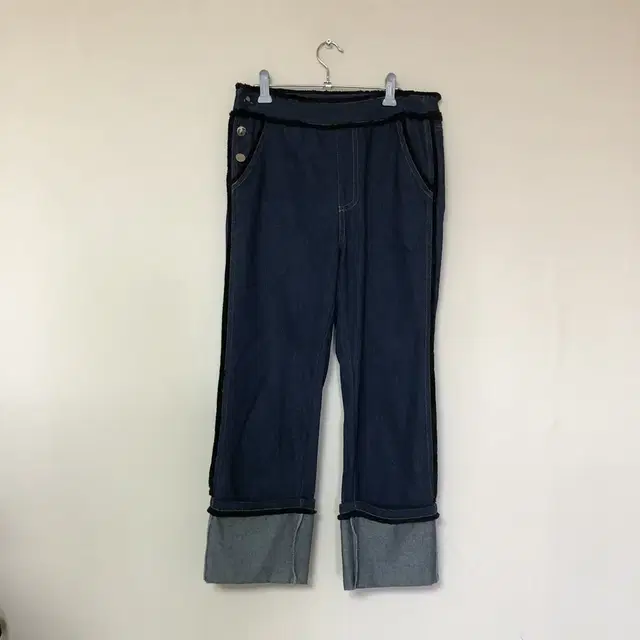 Vintage deep blue pants