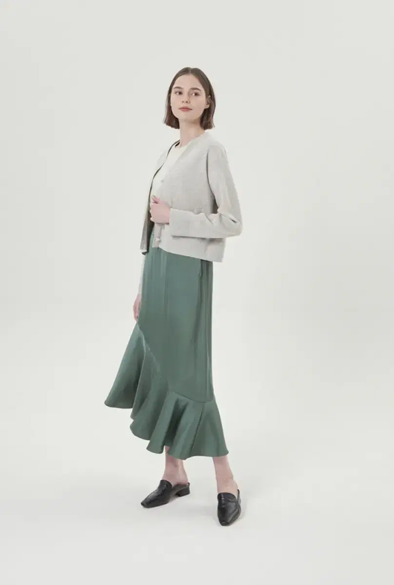 [NEW] Hansom Tom Greyhound Flared Satin Skirt