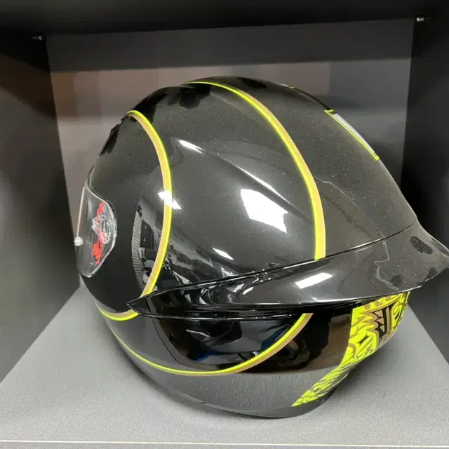 AGV K-1 GOTHIC BLACK 46 사이즈L팝니다