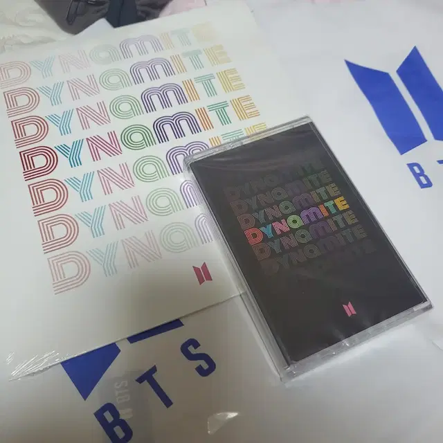 방탄 BTS 다이나마이트 바이닐 LP + 카세트테이프 (미개봉 새제품)