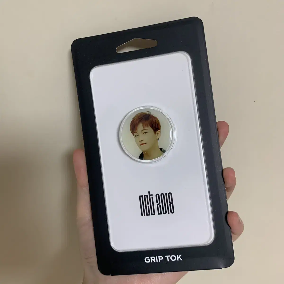 NCT 2018 Empathy GripTalk marks