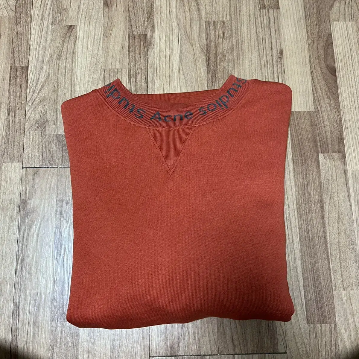 [XS] Arc'n'Estudio Neck Logo Sweatshirt (Red)