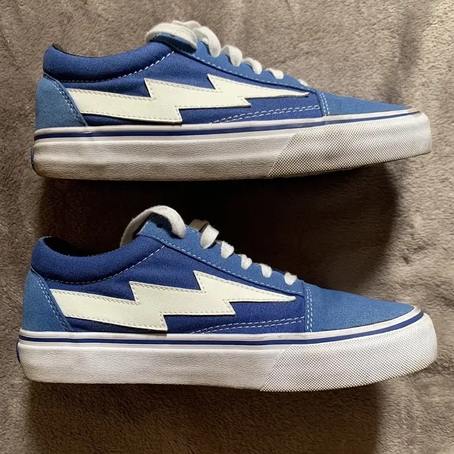 240 Revenge X Storm Low Top Blue