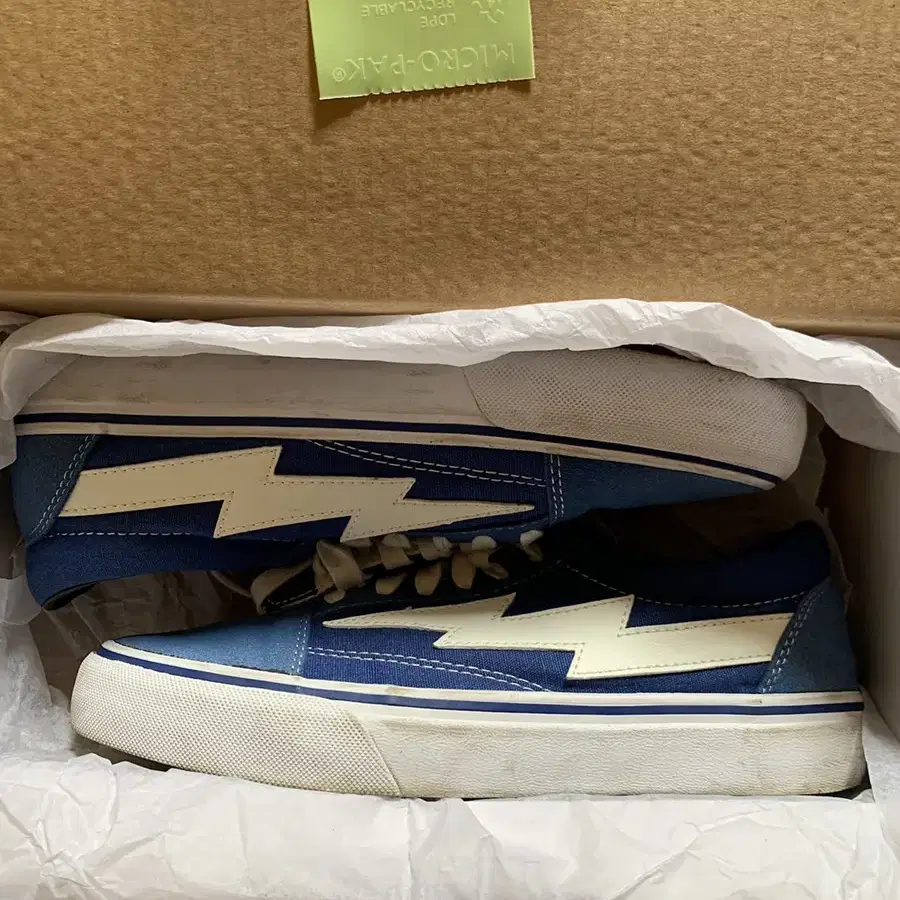 240 Revenge X Storm Low Top Blue