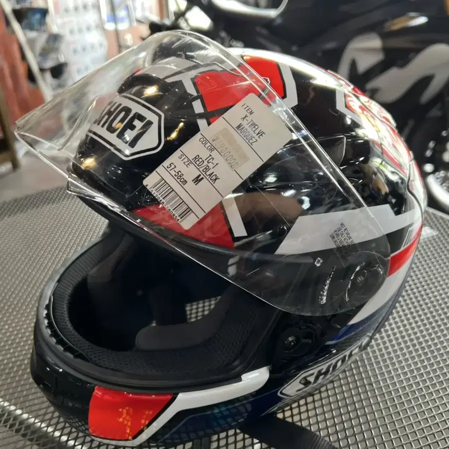 SHOEI X12 Marquez TC-1 사이즈 M팝니다