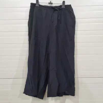 ㄷ195 black wide pants