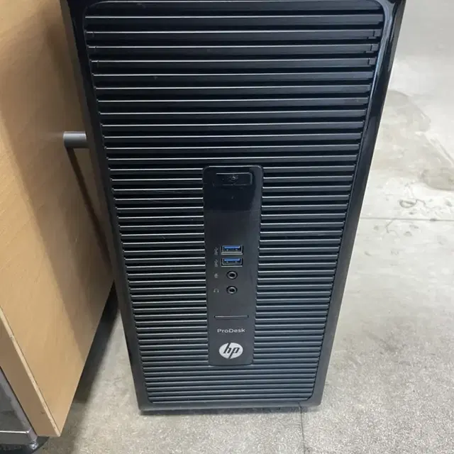 HP prodeck 400 G2