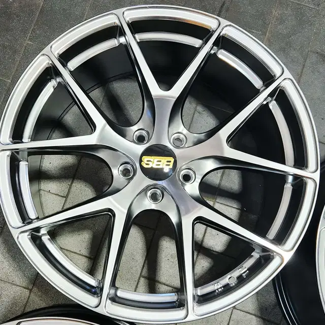 19인치 BBS CIR.st (PCD120) 슈퍼하이퍼블랙 신품휠