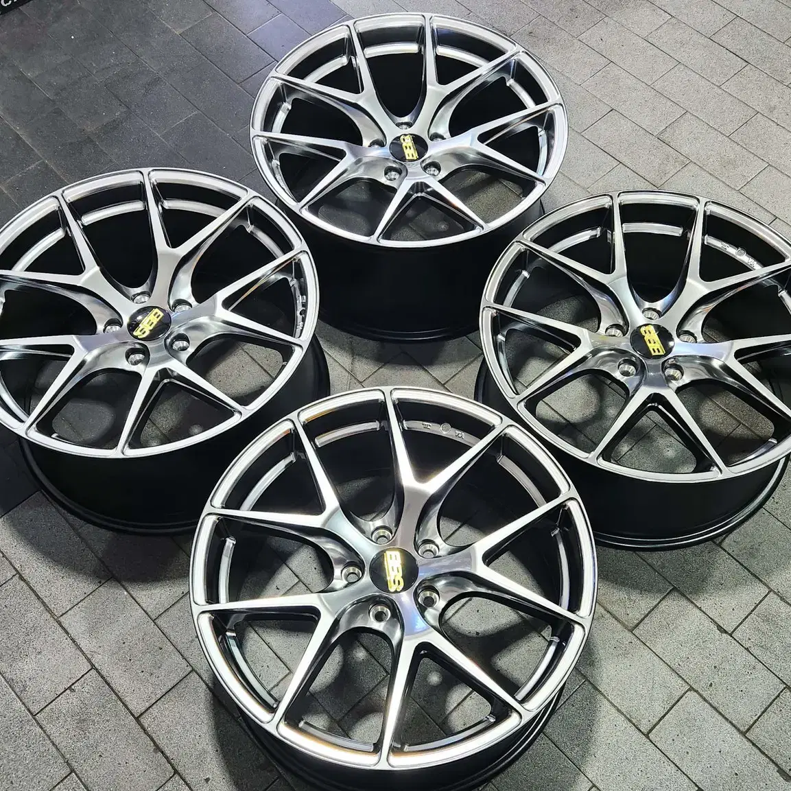 19인치 BBS CIR.st (PCD112) 슈퍼하이퍼블랙 신품휠