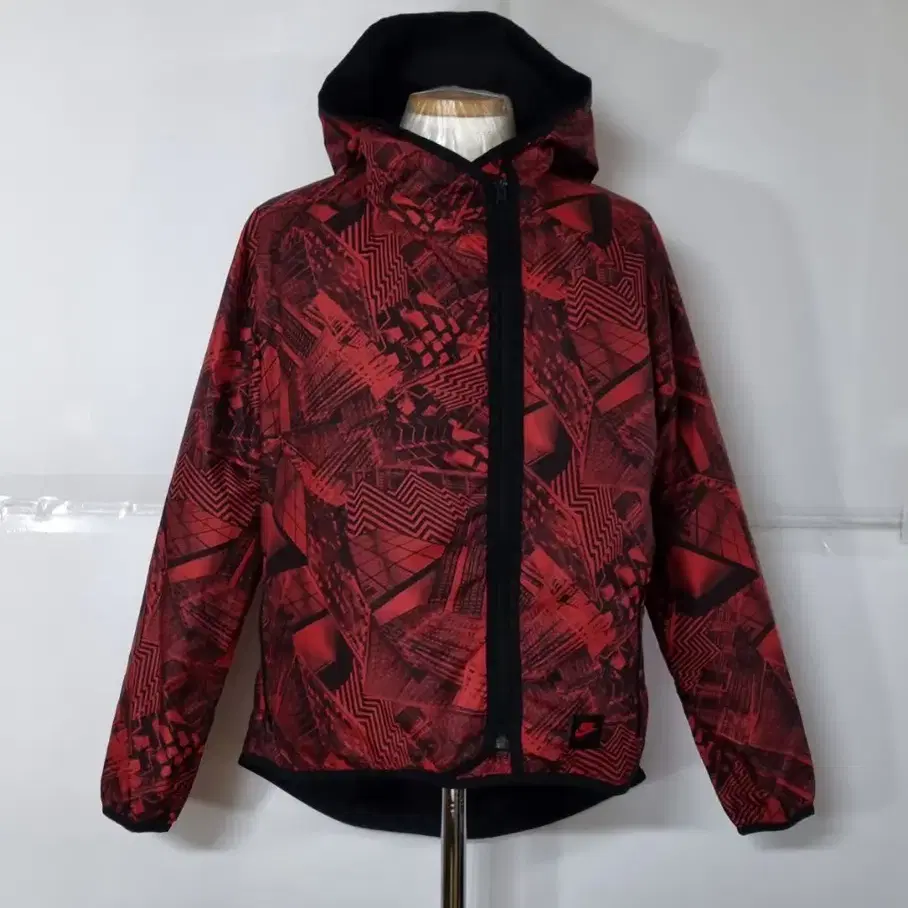 100나이키Nike Black and Red TKO Camo 바람막이자켓