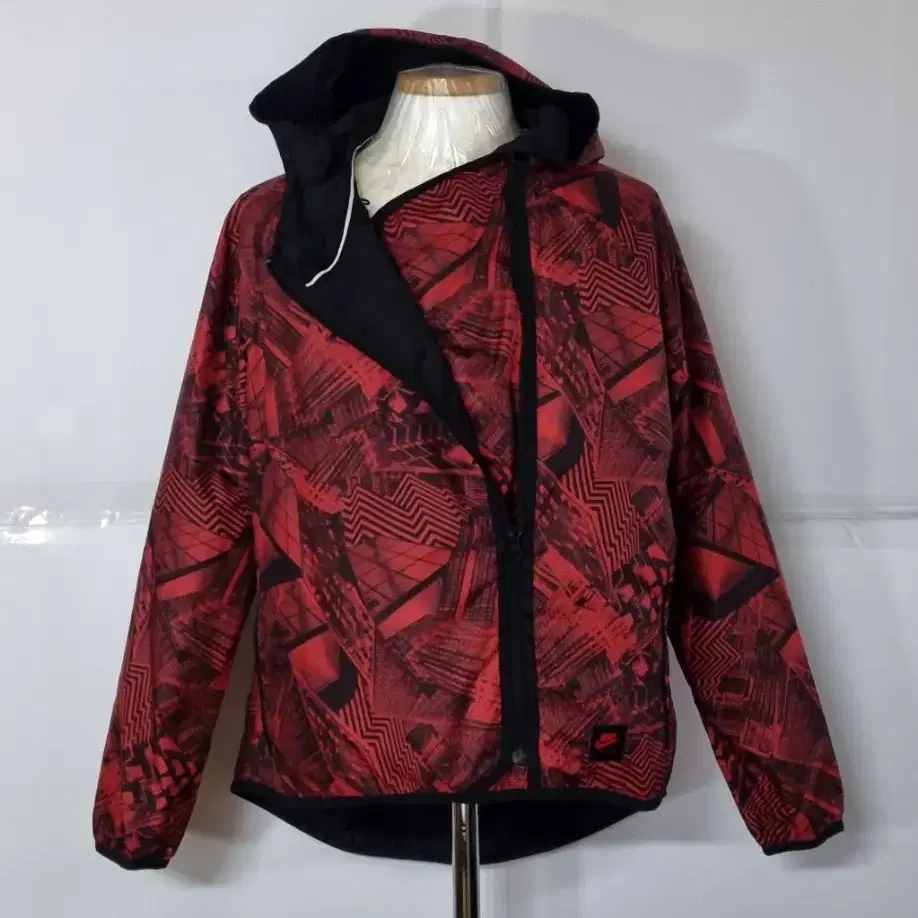 100나이키Nike Black and Red TKO Camo 바람막이자켓