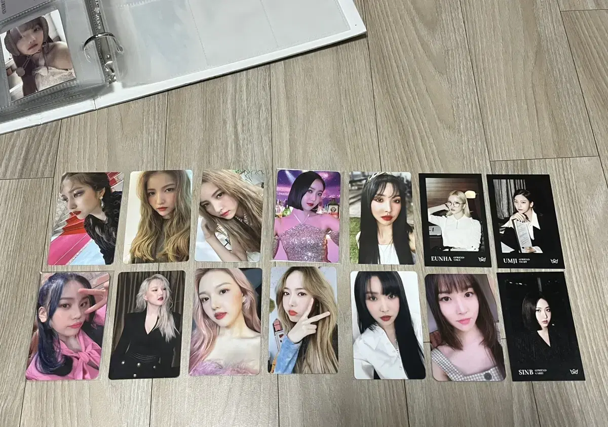 My gfriend viviz photocard is selling!