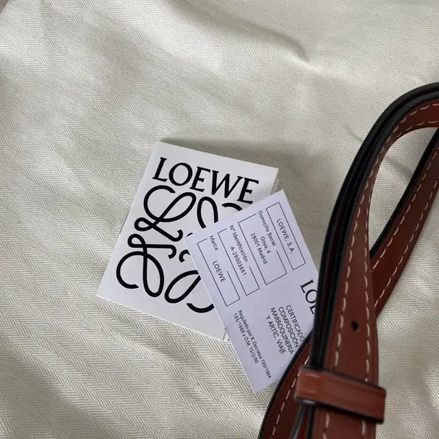 로에베 (loewe) 게이트백 스몰 탄칼러 판매합니다