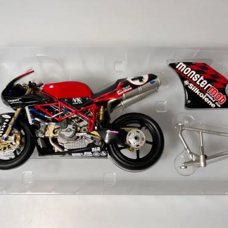 Minichamps 1/12 Ducati 998 2003 상태좋은중고제품