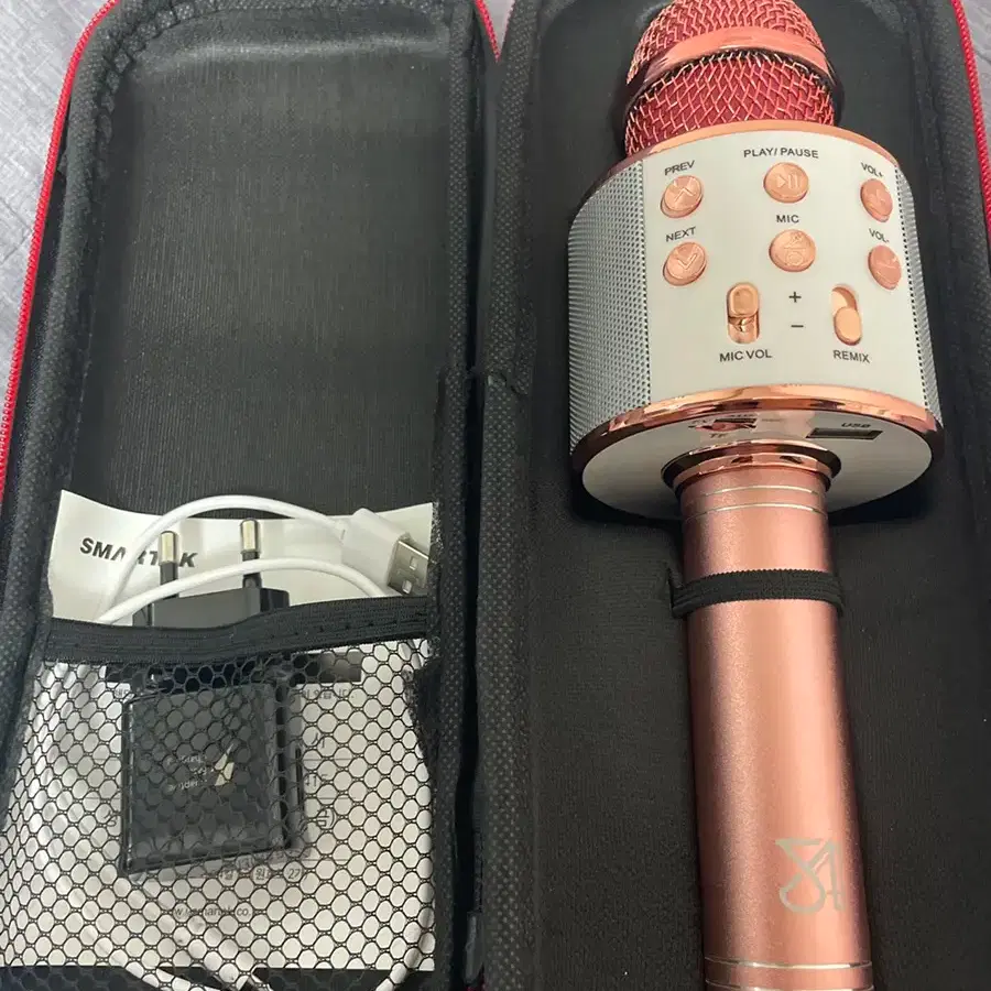 노래방 마이크 #노래방,#노래방마이크,#노래,#마이크 on Bunjang Global Site.