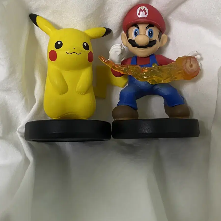 슈퍼 스매시브라더스, 마리오, 피카츄 amiibo일괄