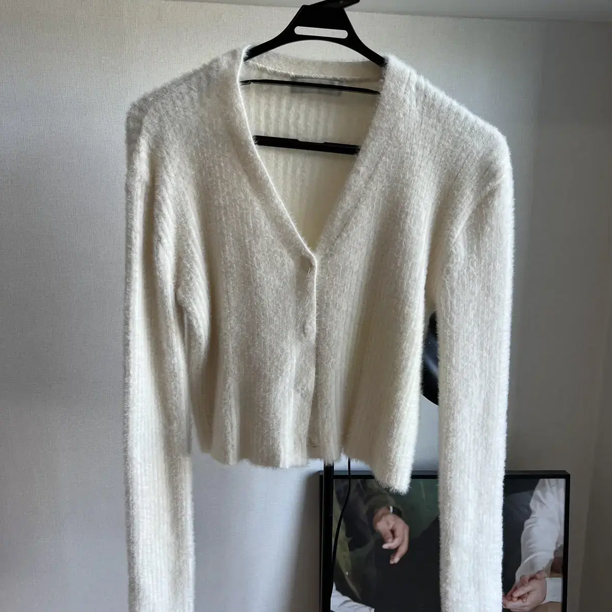 헤더먼트 crop knit cardigan 크롭니트 가디건 - 화이트