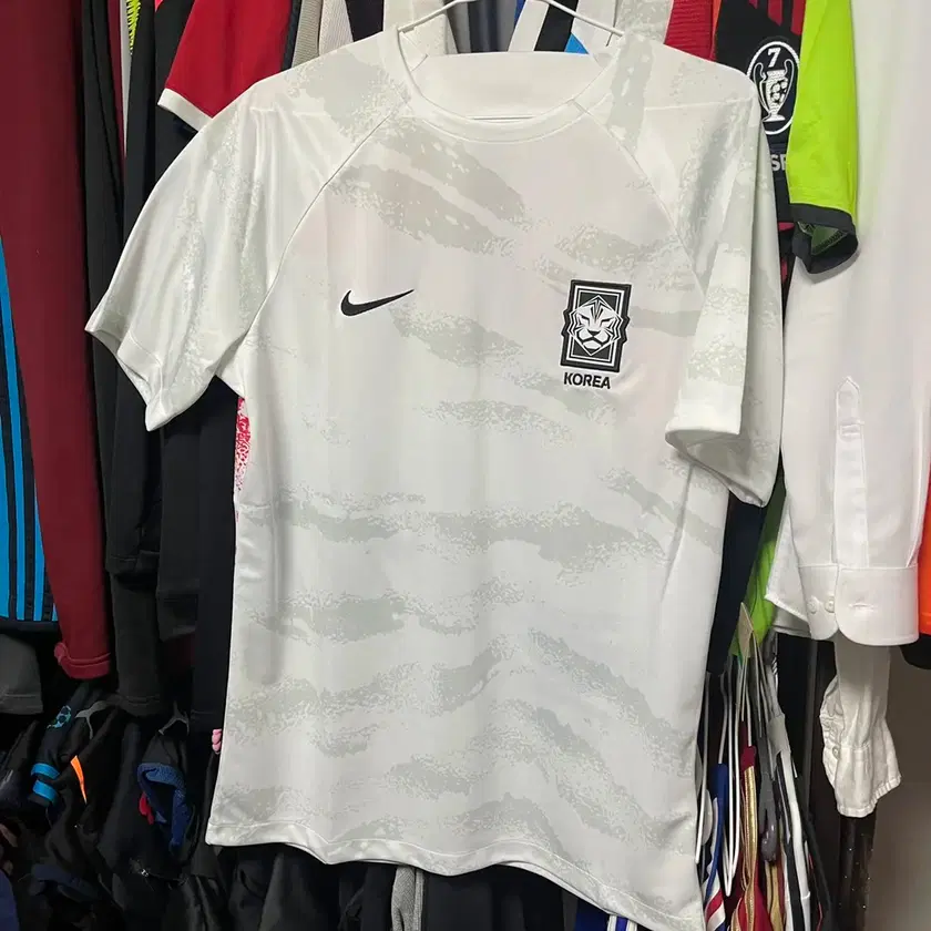 NIKE Soccer Clothing/Miscellaneous Goods on Bunjang with safe global