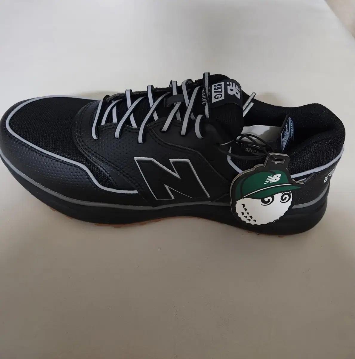 285 Malvern New Balance New to sell