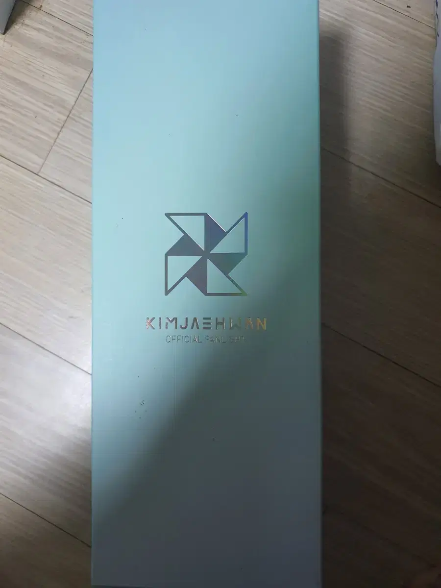 Jaehwan Kim Lightstick