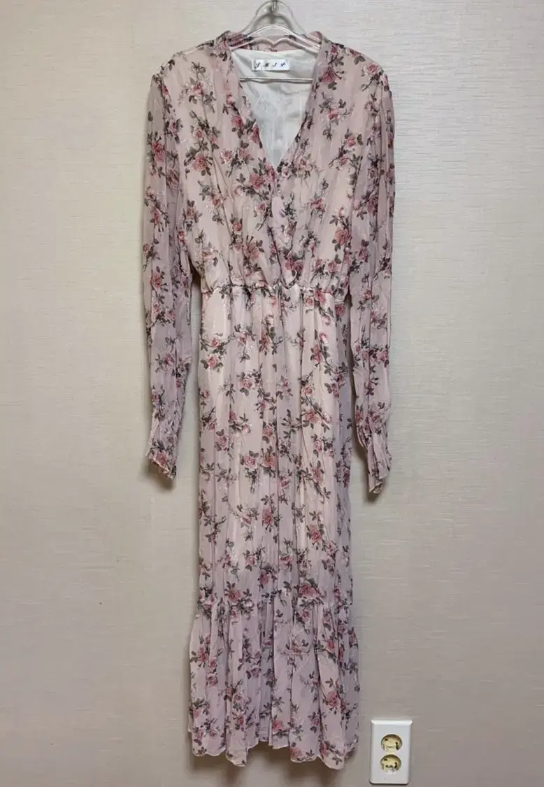 FLOWER-PATTERNED LONG ONEPIECE