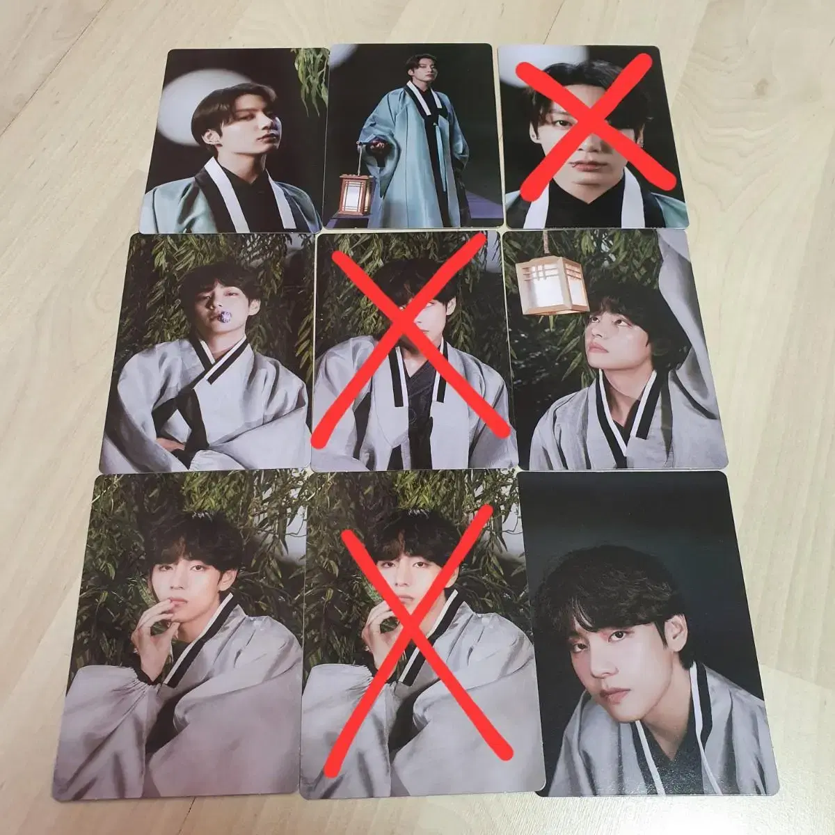 Taehyung Jungkook) bangtan I wts a Dharma Center 2 mini-photocard.