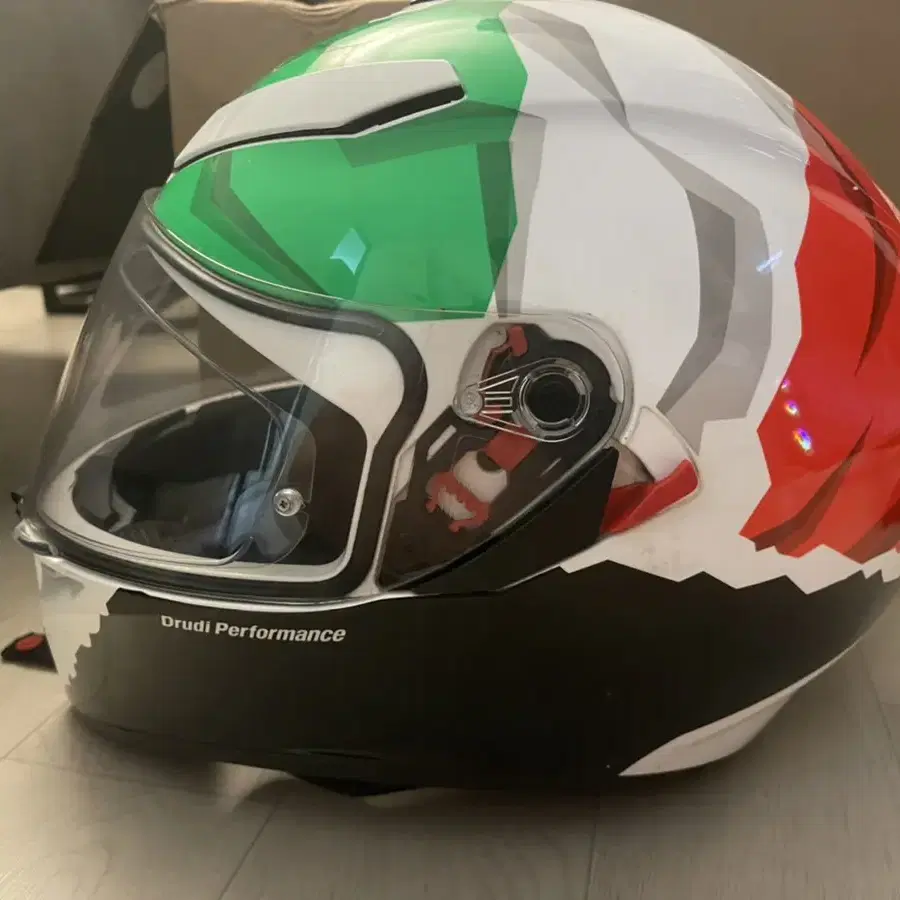 agv k3 헬멧 판매합니다.