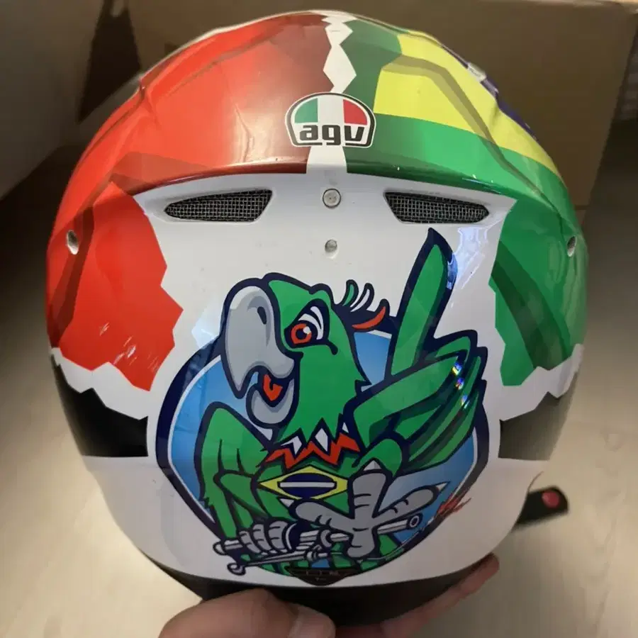 agv k3 헬멧 판매합니다.