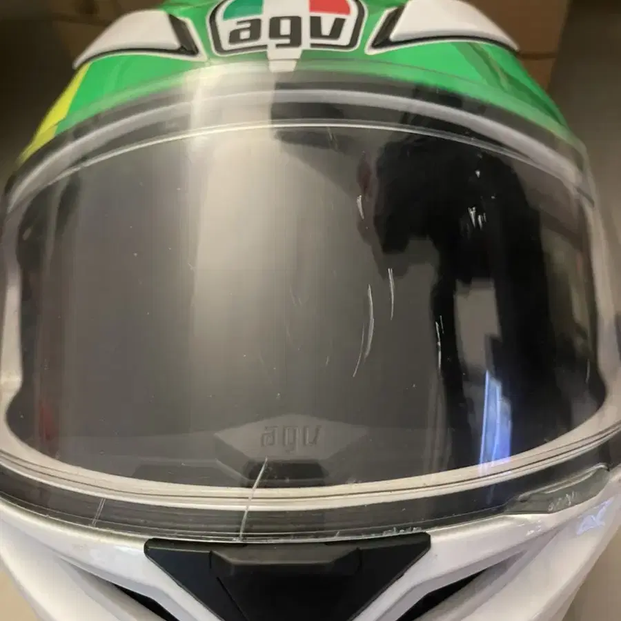 agv k3 헬멧 판매합니다.