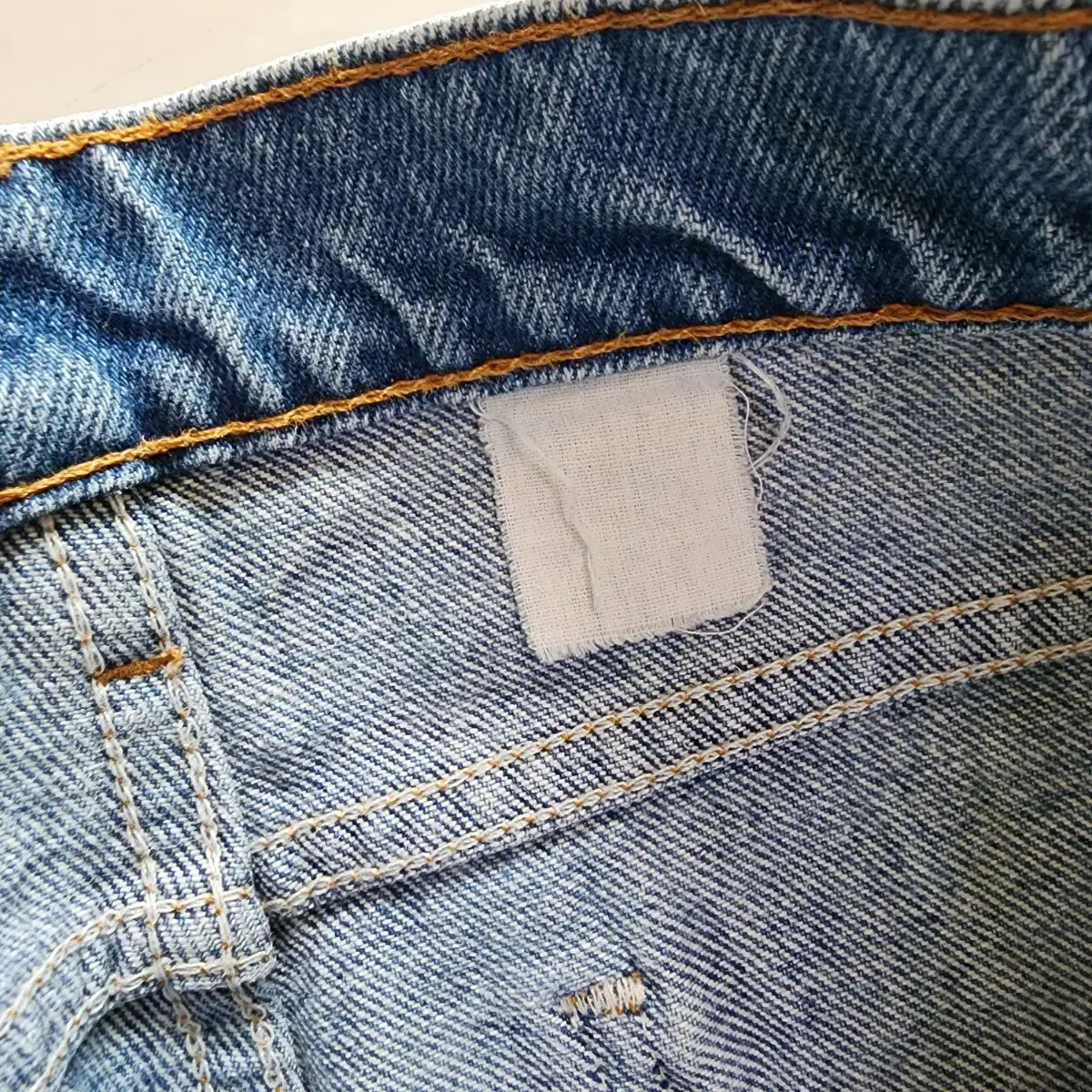 90s Levis 505 orange tab