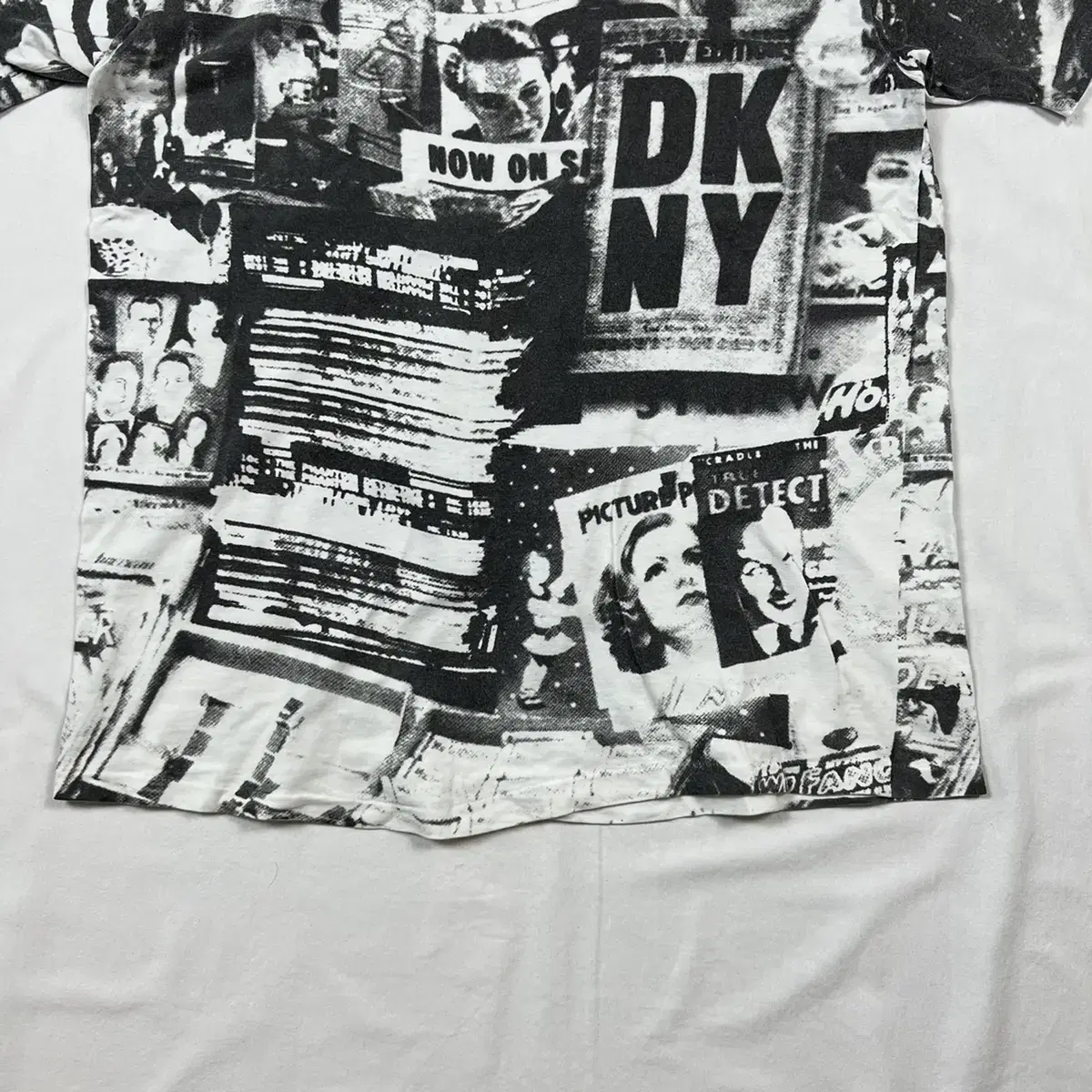 90s 디케이엔와이 dkny 스펠아웃 픽쳐 올프린트 반팔티