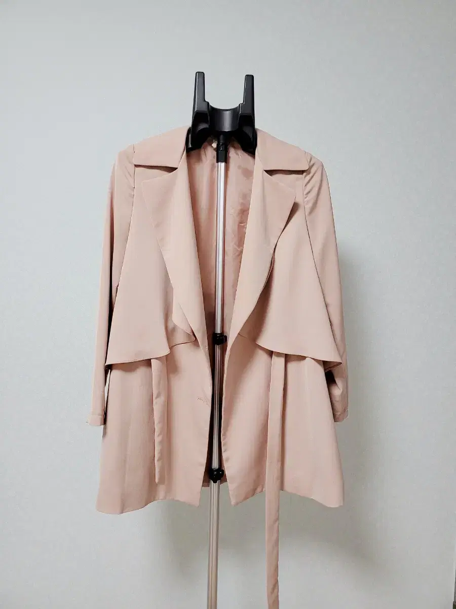 Apricot-colored jacket 66