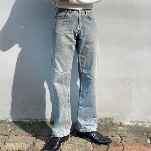 1990s Vintage Lee Grey Blue Denim Pants