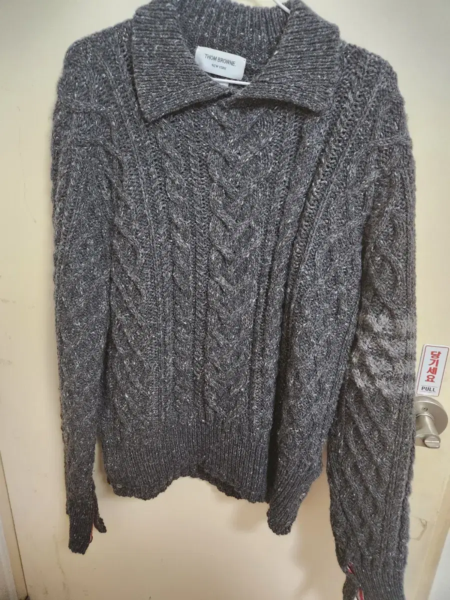 (4, 100~105) Genuine Thom Browne aran cable diagonal kara knit sweater