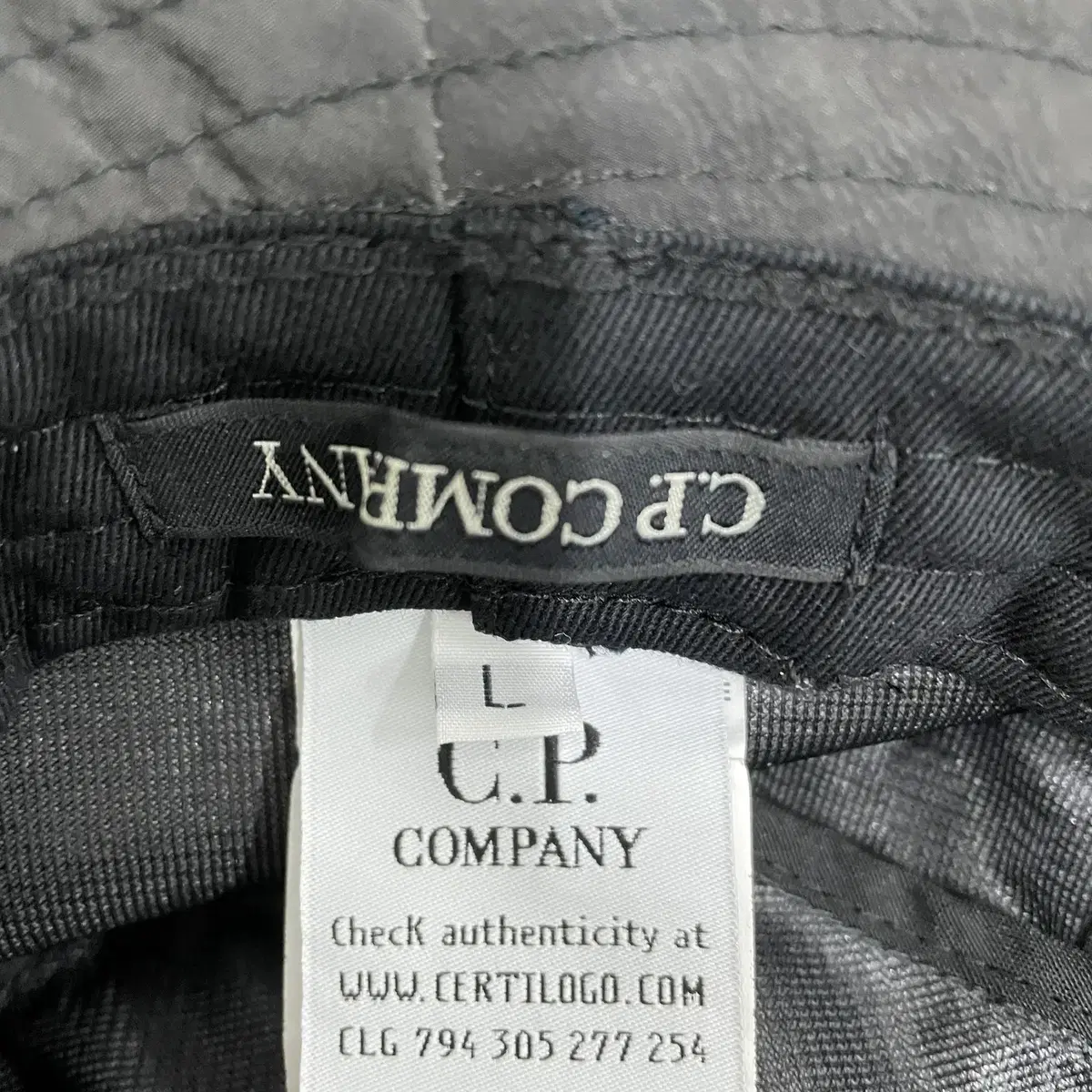 CP COMPANY 씨피컴퍼니 나일론 버킷햇