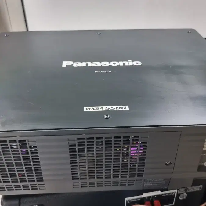 파나소닉 PT-DW5100 고안시 프로젝터