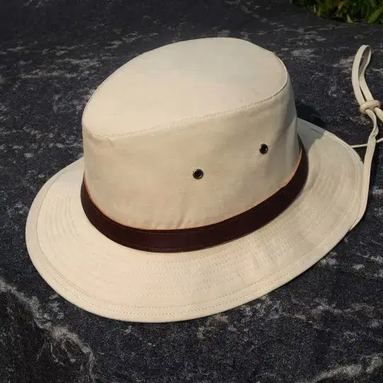 Water ship Style Hat