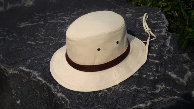 Water ship Style Hat