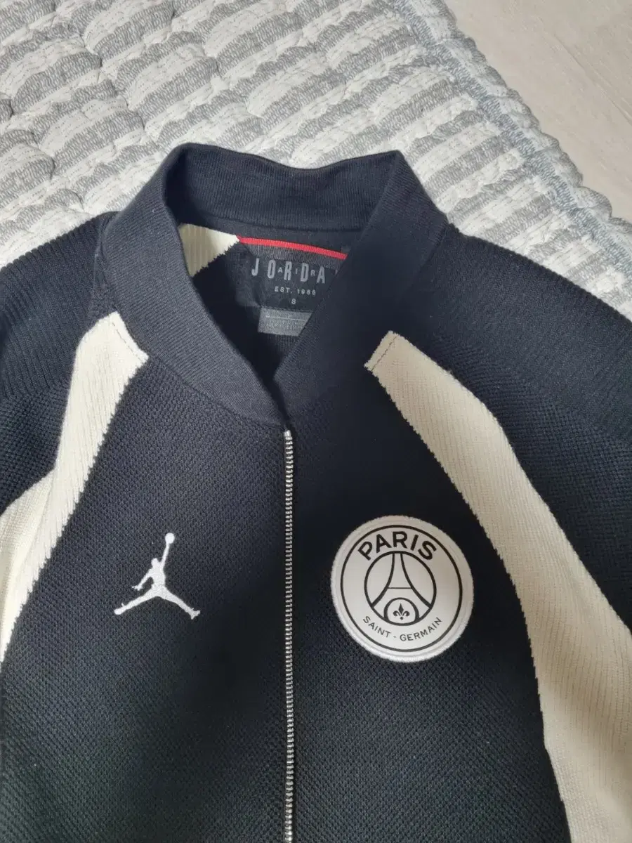 Paris Saint-Germain Zip-up Cardiganm