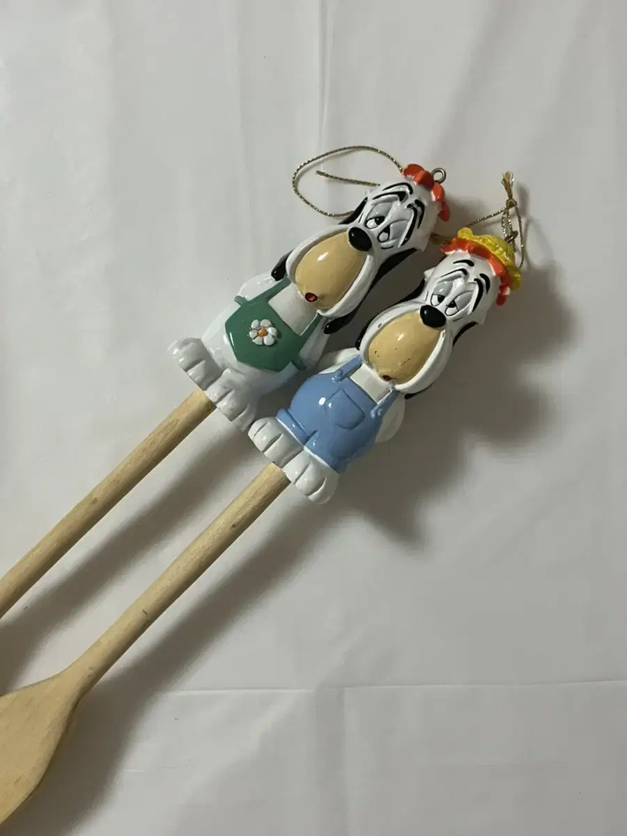 Discount) Droopy spoon fork