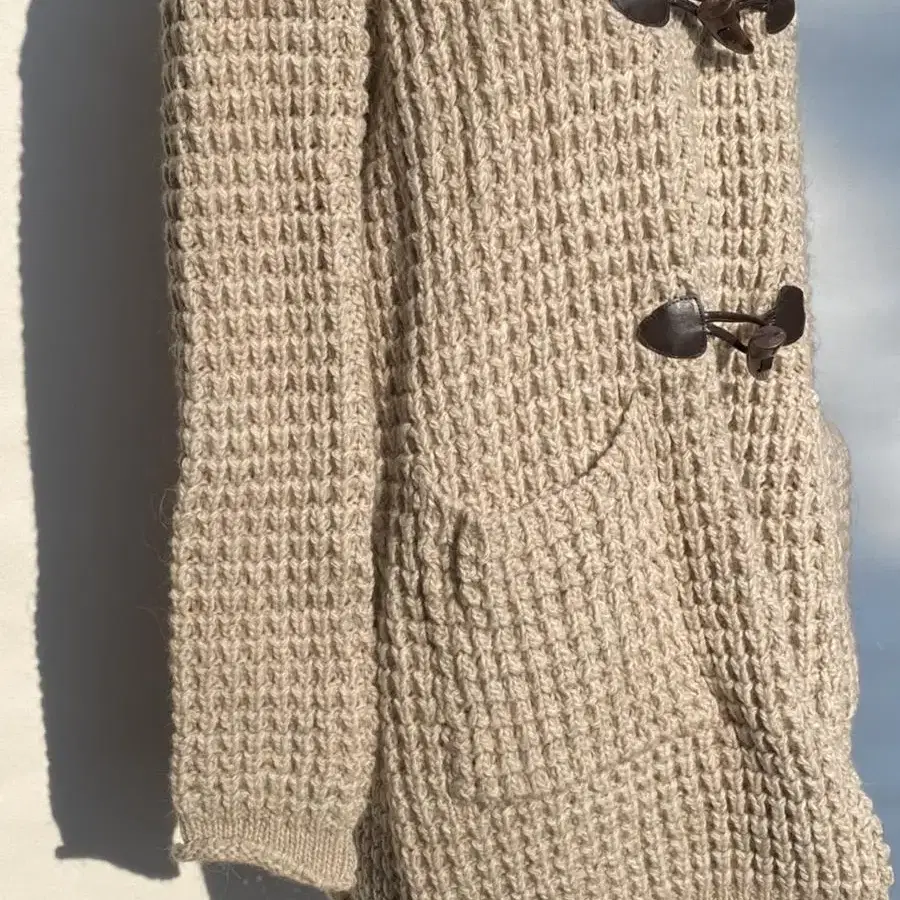 (woman) sweater cardigan