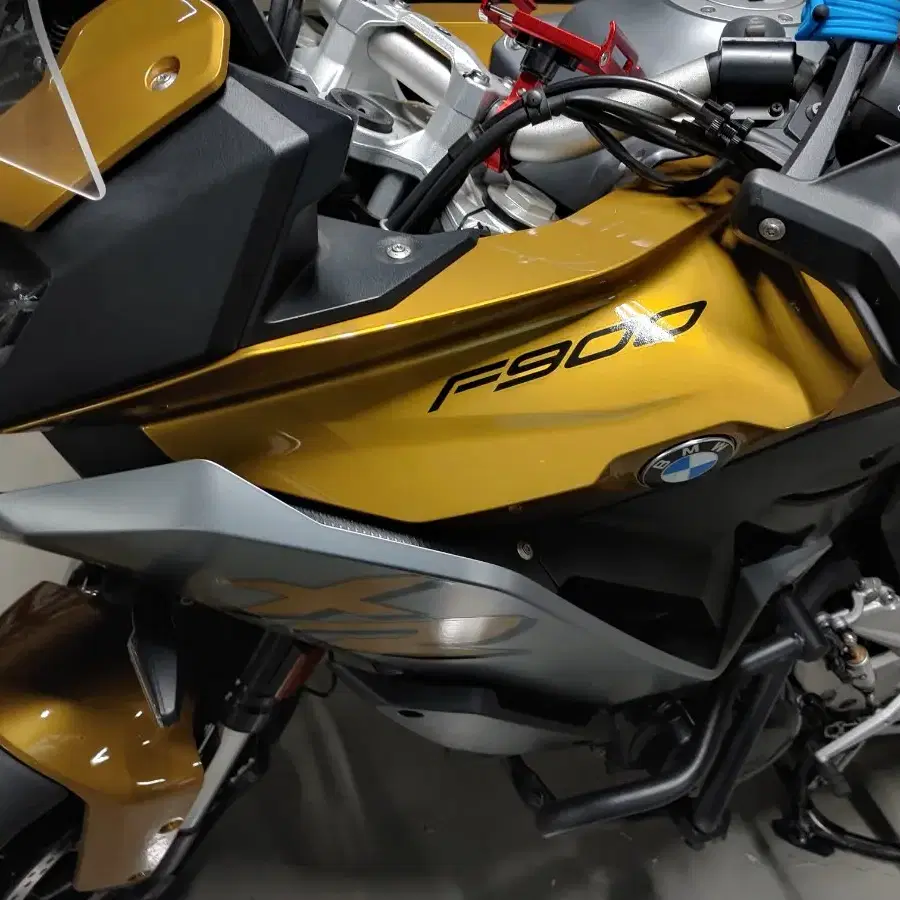 bmw f900xr