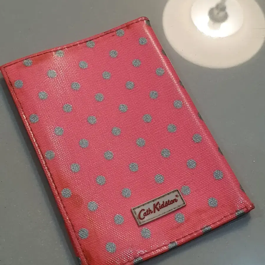 캐스 키드슨 여권 케이스 Cath Kidston