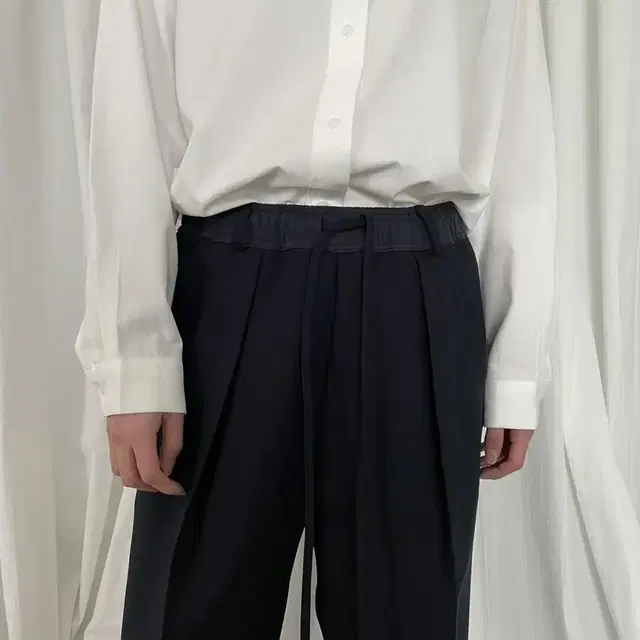 블랙만 가능 플라시드 Yvon trousers